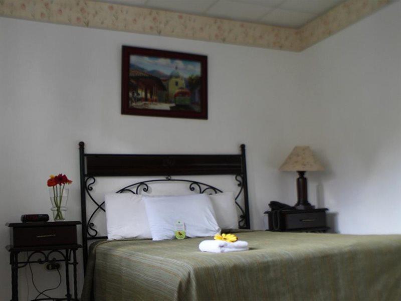 Hotel Santa Elena Antiguo Cuscatlán Eksteriør bilde