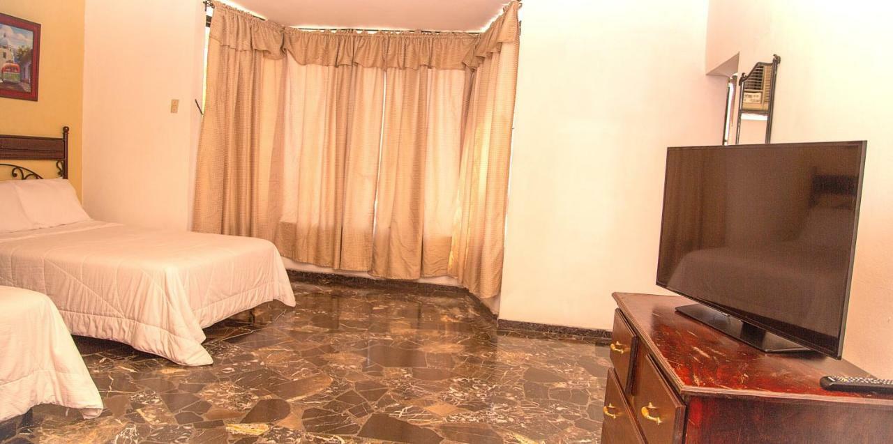 Hotel Santa Elena Antiguo Cuscatlán Eksteriør bilde